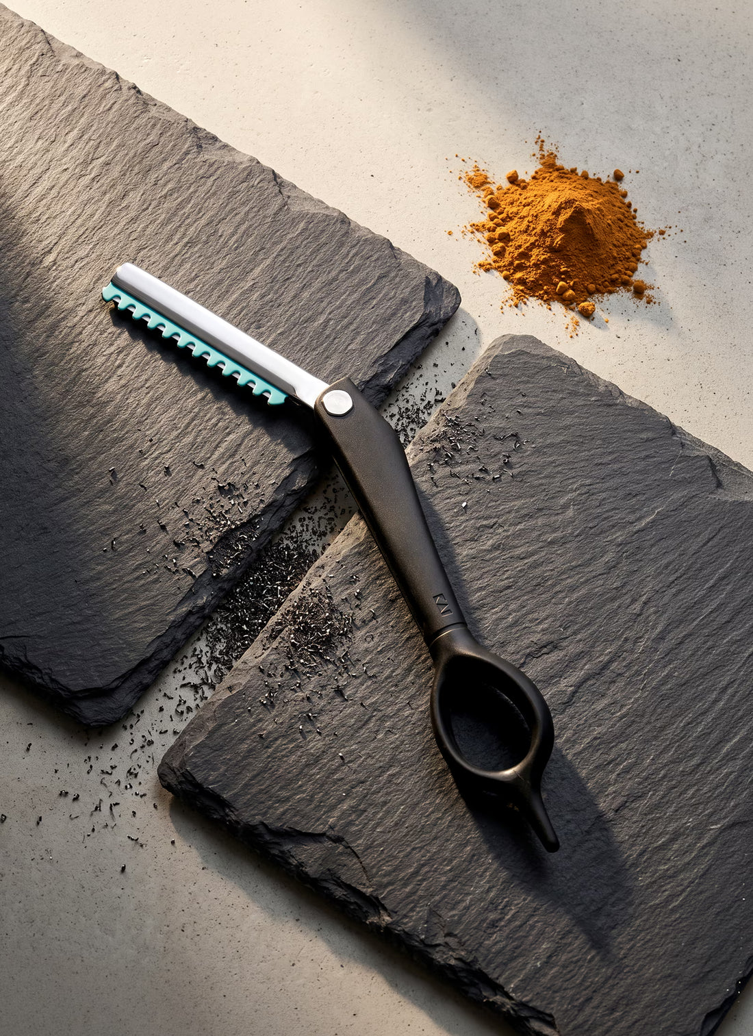 KASHO | DESIGNING RAZOR | folding
